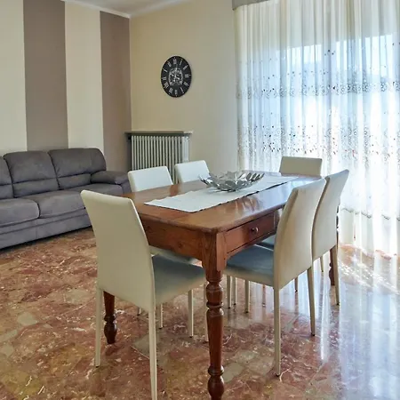 Cinzia'S Holiday Home Desenzano del Garda Exterior photo