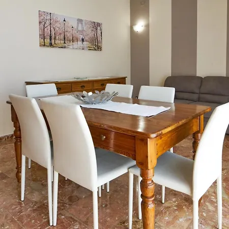 Cinzia'S Holiday Home Desenzano del Garda Exterior photo