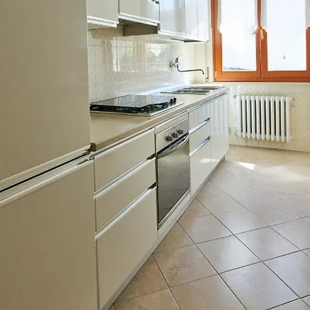 Cinzia'S Holiday Home Desenzano del Garda Exterior photo